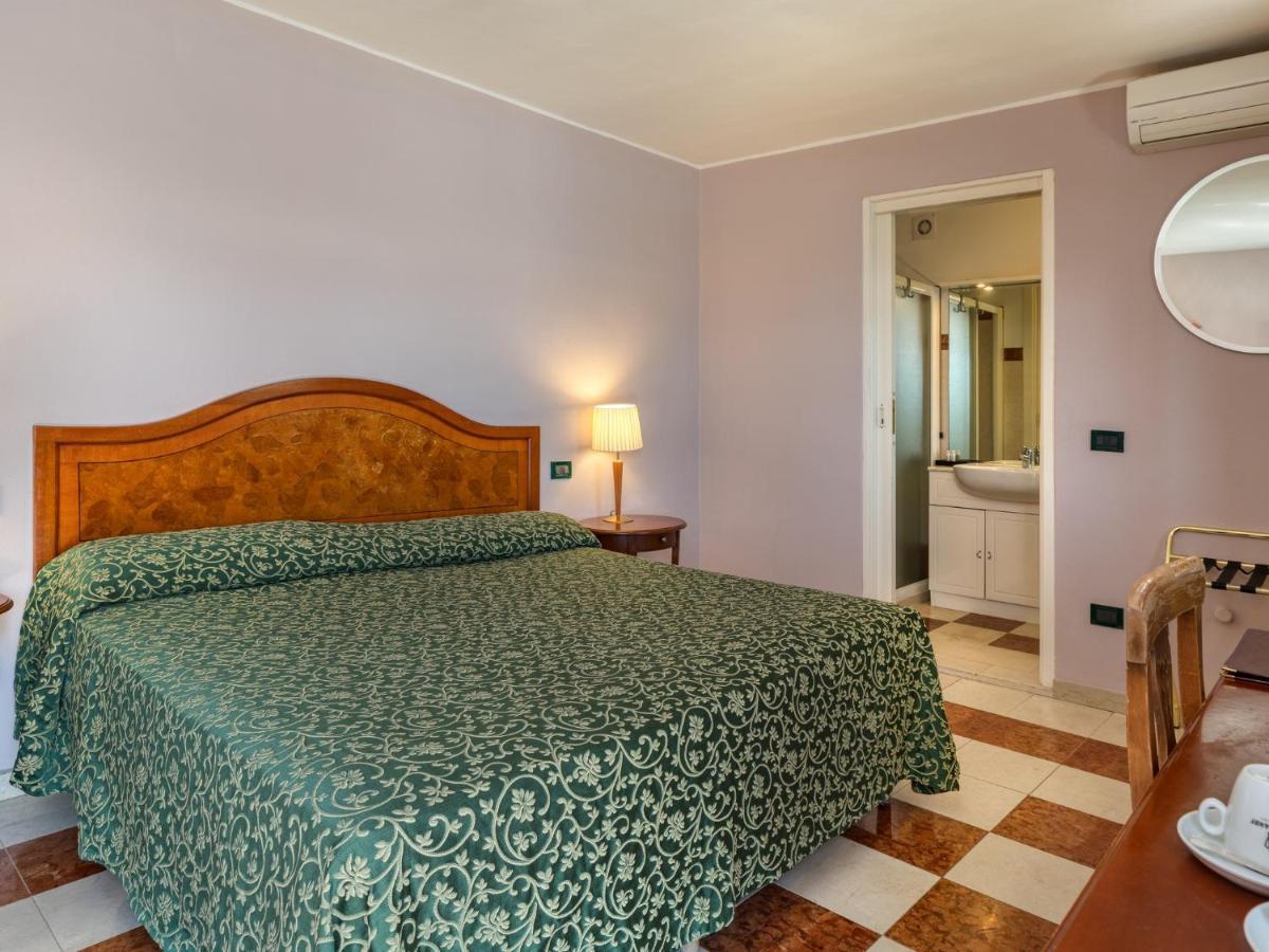 Villa Cappellina Toscolano Maderno Bagian luar foto